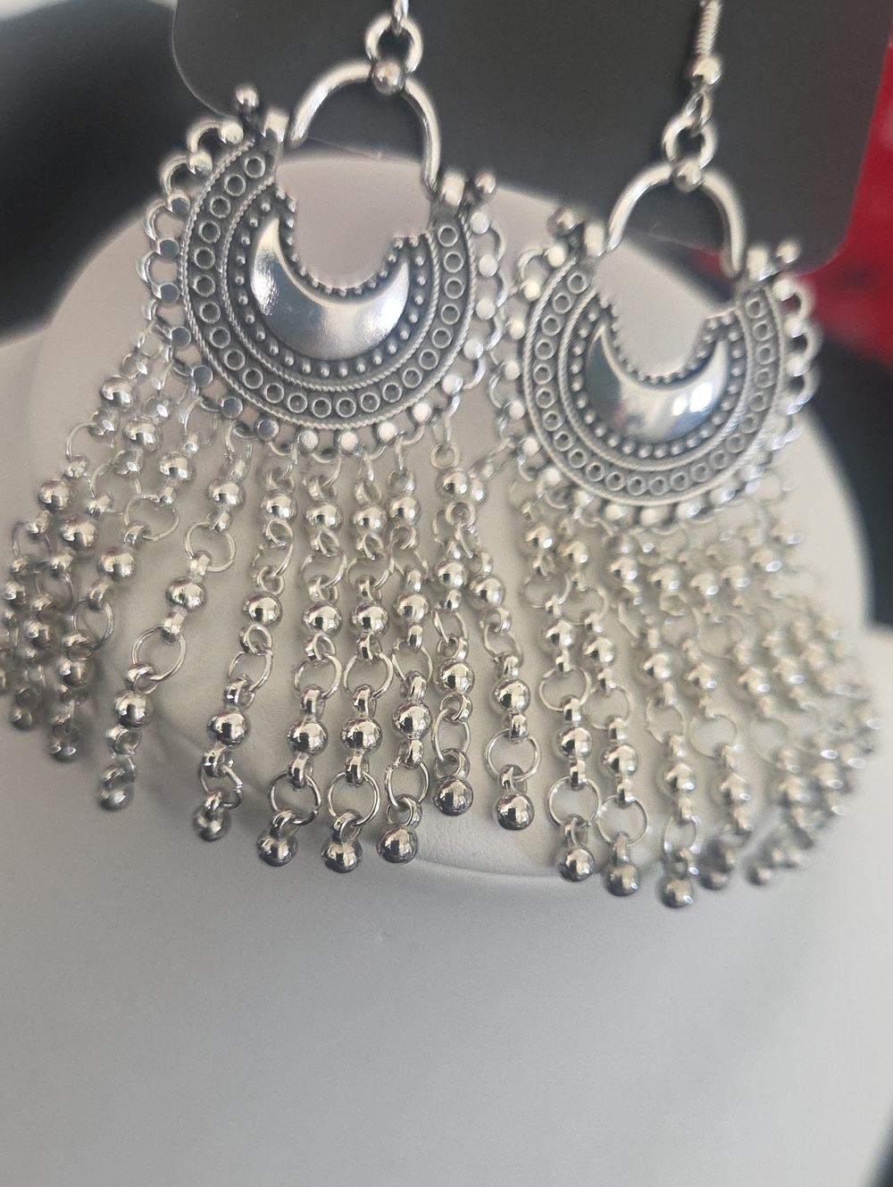 Paparazzi Catching Dreams Silver Eartings NWT
